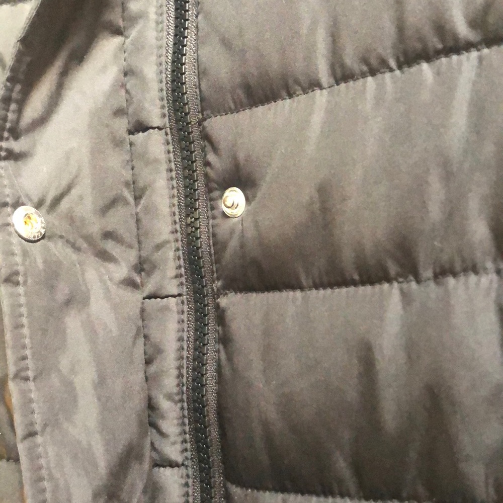GAP Vest - Picture 7 of 7